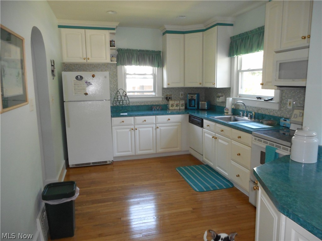 283 Canton Road Akron, OH 44312 - Photo 2 of 30 Gallery Image 2