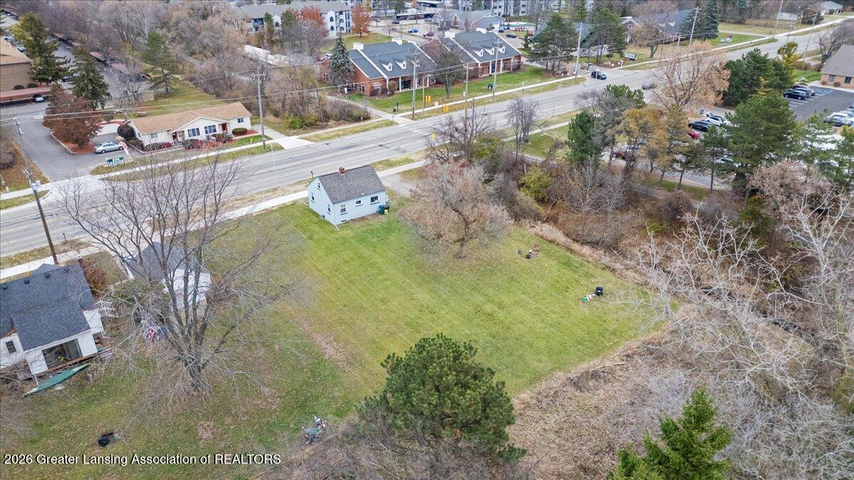 421 West Lake Lansing Road East Lansing, MI 48823 - Photo 17 of 19 08-Media Jett - 07