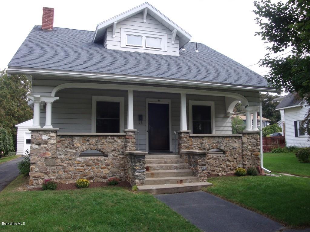 46 Harding Street Pittsfield, MA 01201 - Photo 3 of 21 DSC07234