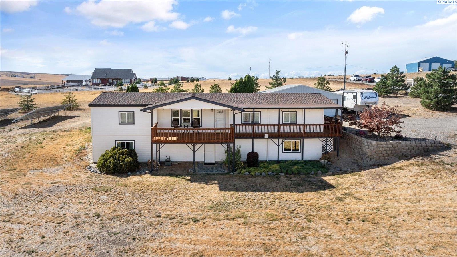 97403 East 382 Prairie Southeast Kennewick, WA 99338 - Photo 3 of 48 Gallery Image 3