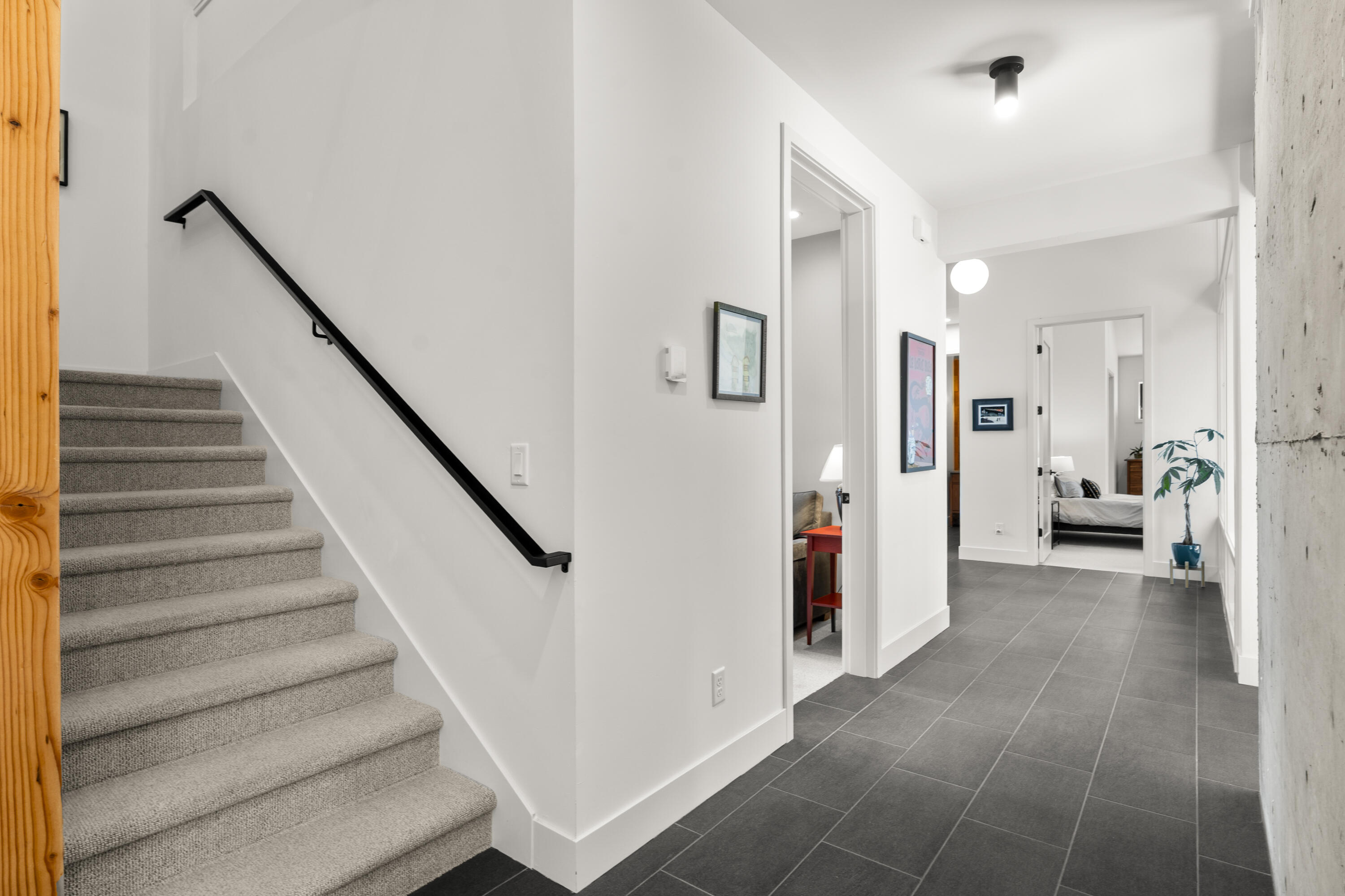 56670 Sunstone Loop, Unit LOT 141 Bend, OR 97707 - Photo 37 of 62 Hallway