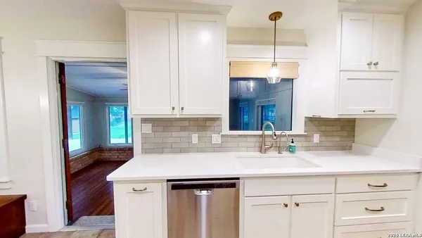 $2,700 | 805 Timber Drive, New Braunfels, TX 78130