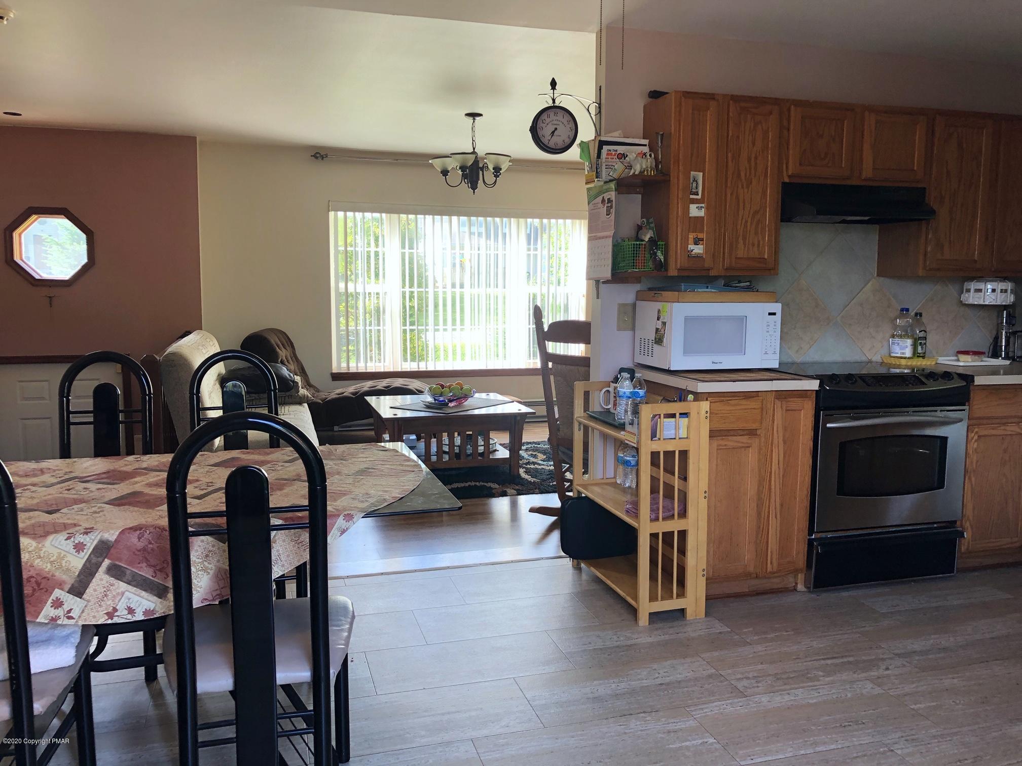 621 Mountain Road Albrightsville, PA 18210 - Photo 13 of 41 13