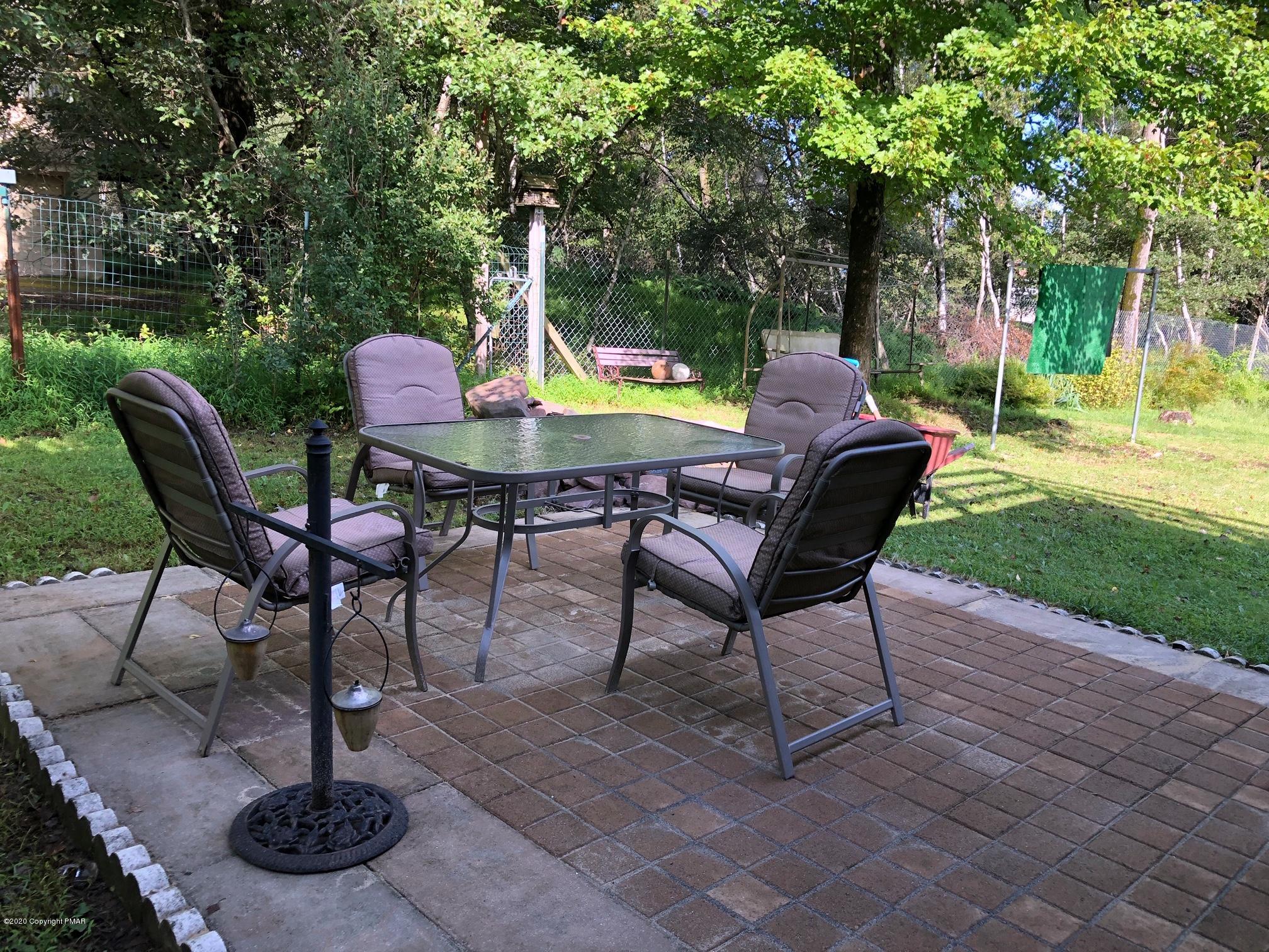 621 Mountain Road Albrightsville, PA 18210 - Photo 34 of 41 patio