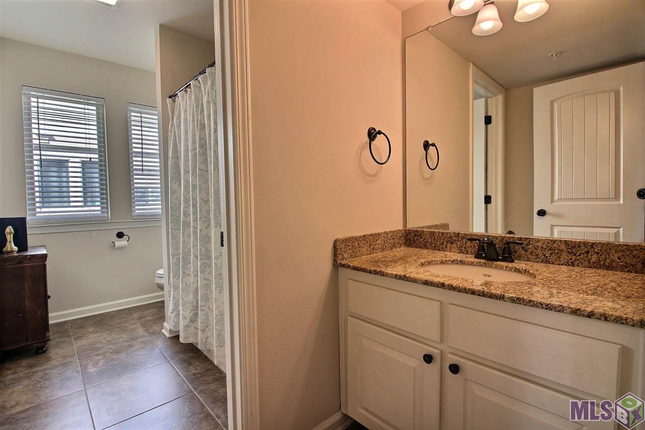 15025 Shenandoah View Court, Unit 1 Baton Rouge, LA 70817 - Photo 11 of 16