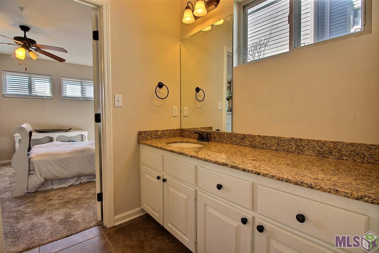 15025 Shenandoah View Court, Unit 1 Baton Rouge, LA 70817 - Photo 10 of 16