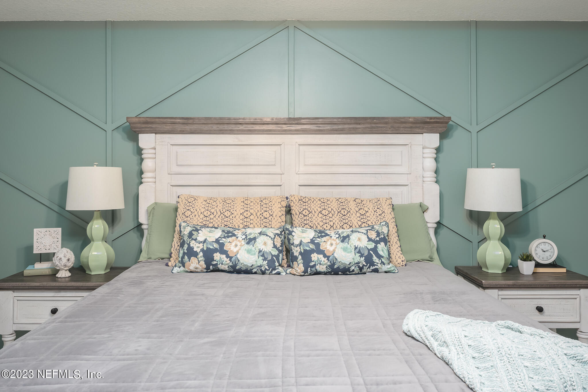 775 Camp Francis Johnson Road Orange Park, FL 32065 - Photo 21 of 41 a bed room with a bed and a couch