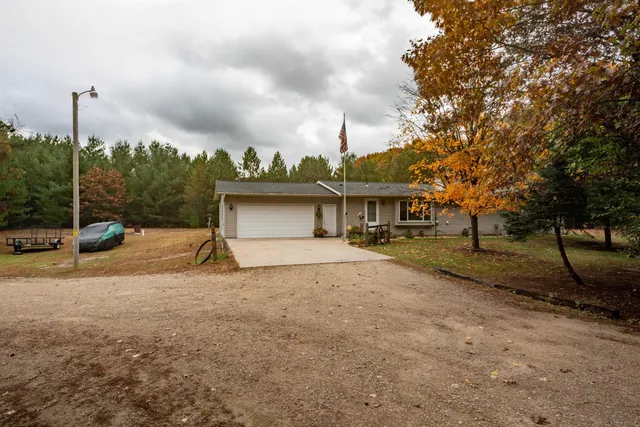 $449,900 | W7987 Cottonville Lane, Wautoma, WI 54982