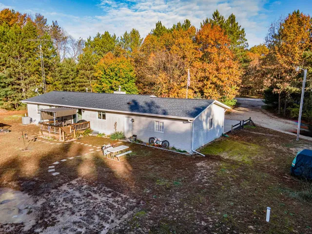$449,900 | W7987 Cottonville Lane, Wautoma, WI 54982