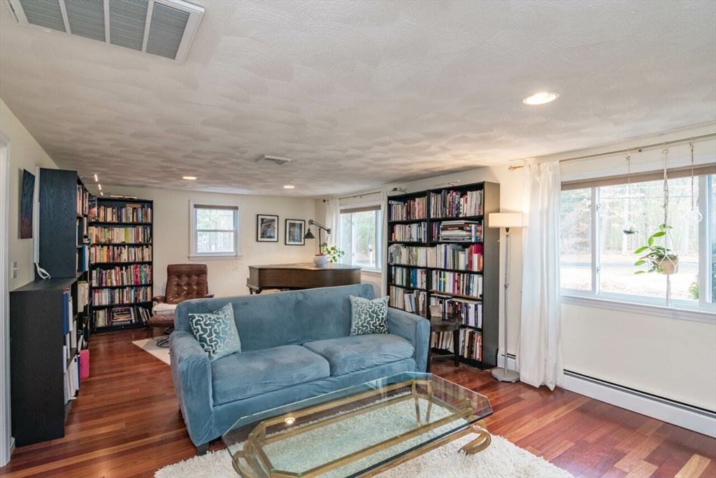 37 Plain Road Westford, MA 01886 - Photo 12 of 42 Gallery Image 12