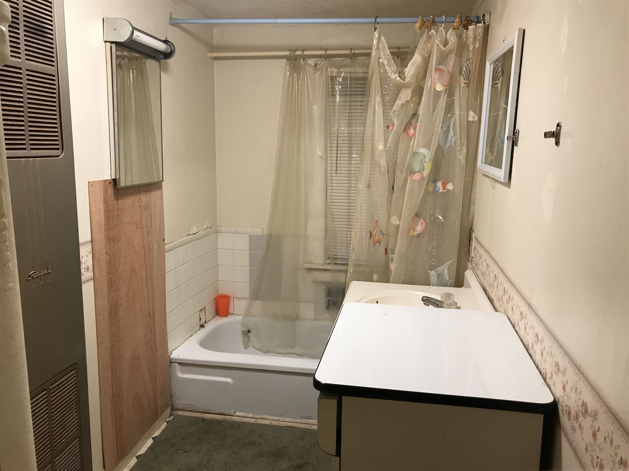 201 Springfield Road East Peoria, IL 61611 - Photo 12 of 19 Gallery Image 12