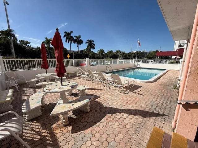 $1,900 | 3201 Northeast 14th Street Causeway, Unit 610, Pompano Beach, FL 33062