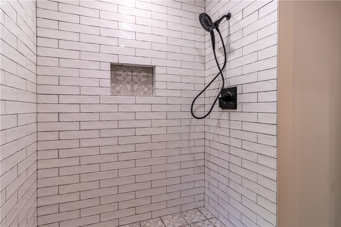 14 Maple Road Warren, RI 02885 - Photo 12 of 16