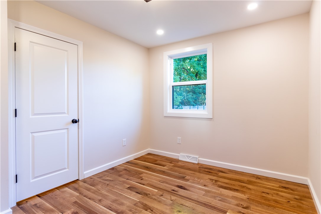 14 Maple Road Warren, RI 02885 - Photo 15 of 16