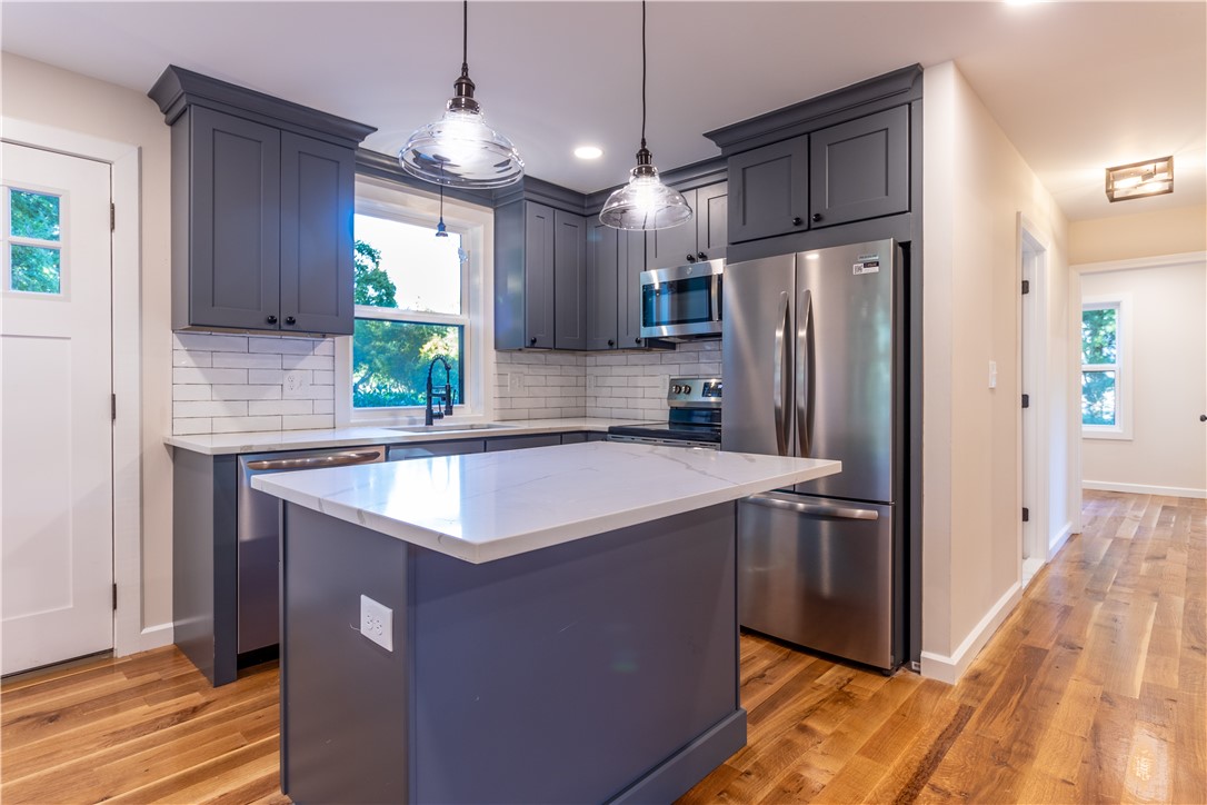 14 Maple Road Warren, RI 02885 - Photo 6 of 16