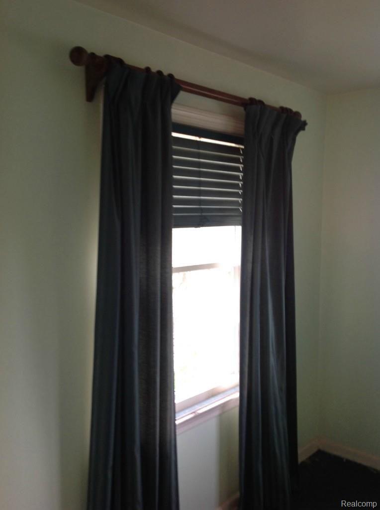 6147 Willis Road North Branch, MI 48461 - Photo 24 of 41 Spare Bedroom
