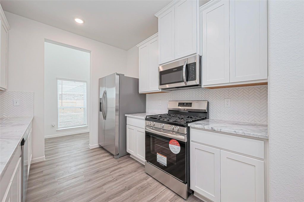 481 Long Br Drive Dayton, TX 77535 - Photo 14 of 39