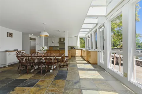 $3,200,000 | 9 Bishop Place, Larchmont, NY 10538