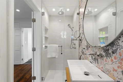 $3,200,000 | 9 Bishop Place, Larchmont, NY 10538