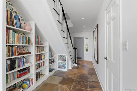 $3,200,000 | 9 Bishop Place, Larchmont, NY 10538