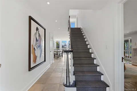 $3,200,000 | 9 Bishop Place, Larchmont, NY 10538