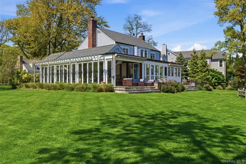 $3,200,000 | 9 Bishop Place, Larchmont, NY 10538