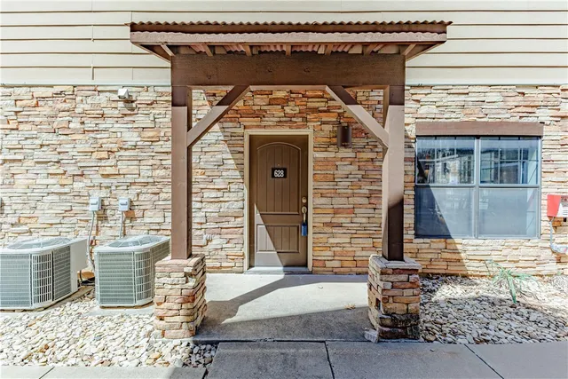 $197,999 | 2410 2nd Street South, Unit 628, Waco, TX 76706