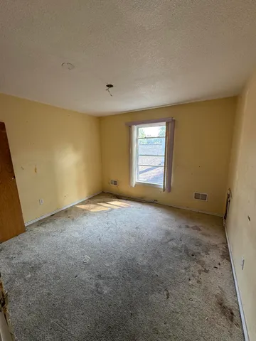 $134,900 | 20043 Wyoming Avenue, Detroit, MI 48221