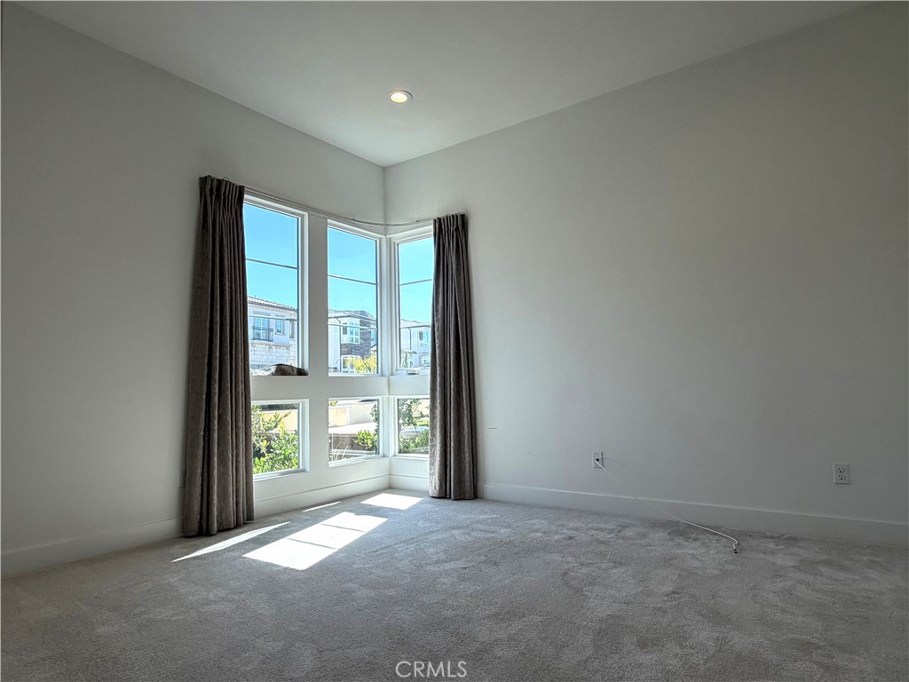 20756 Bluebird Court Porter Ranch, CA 91326 - Photo 14 of 32