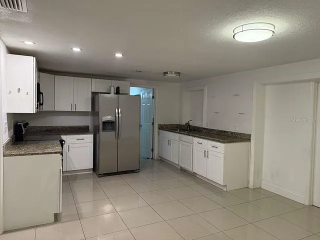 $3,400 | 8518 Woodlake Drive, Tampa, FL 33615