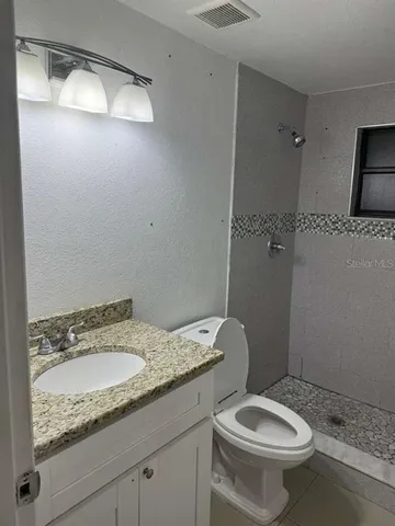 $3,400 | 8518 Woodlake Drive, Tampa, FL 33615