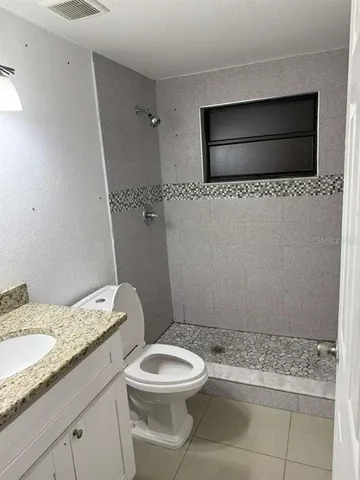 $3,400 | 8518 Woodlake Drive, Tampa, FL 33615