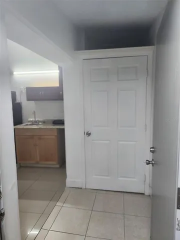 $3,400 | 8518 Woodlake Drive, Tampa, FL 33615