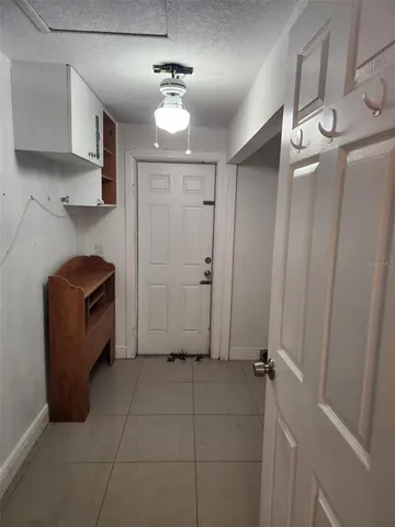 $3,400 | 8518 Woodlake Drive, Tampa, FL 33615