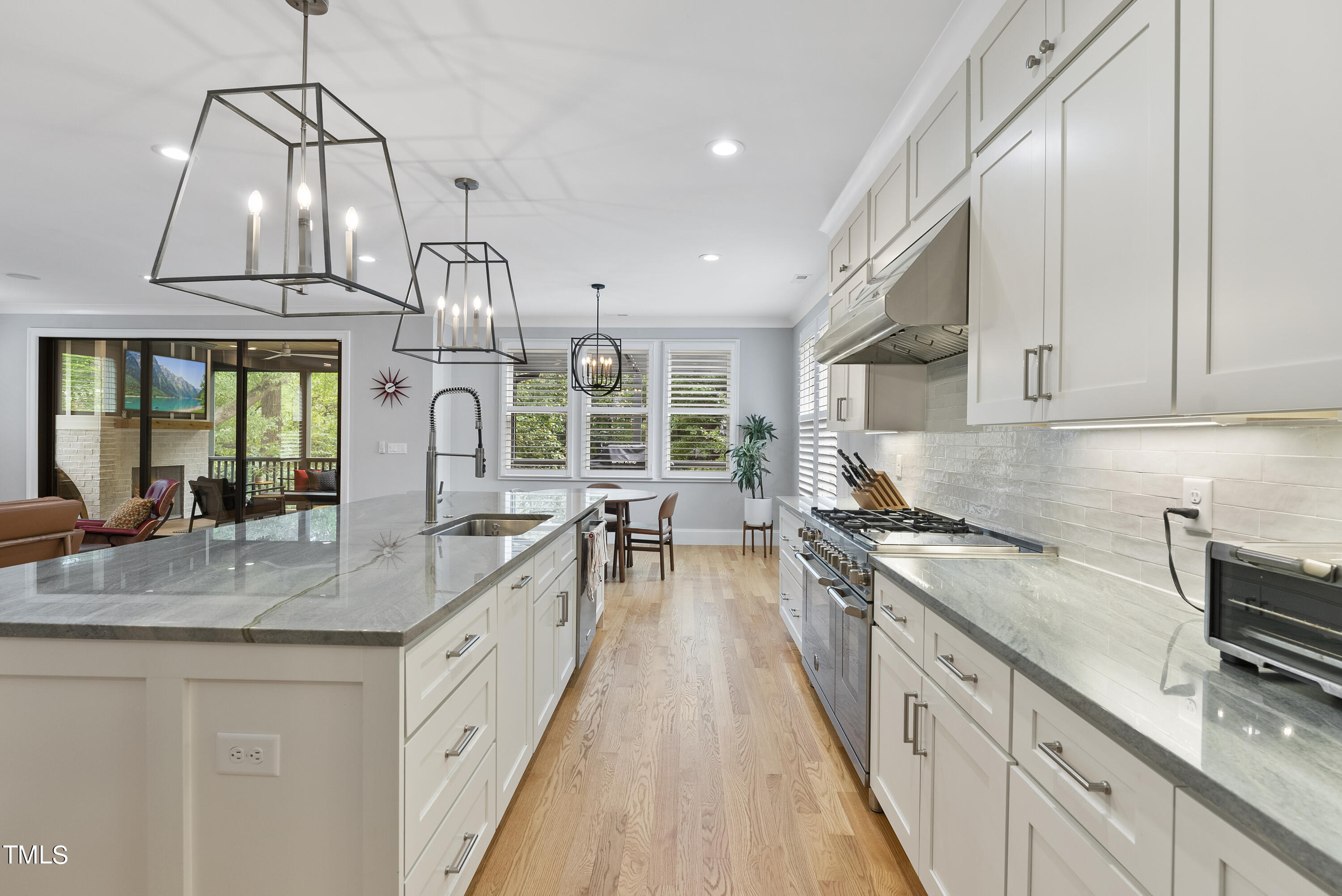 3013 Churchill Road Raleigh, NC 27607 - Photo 10 of 50 DSC02533