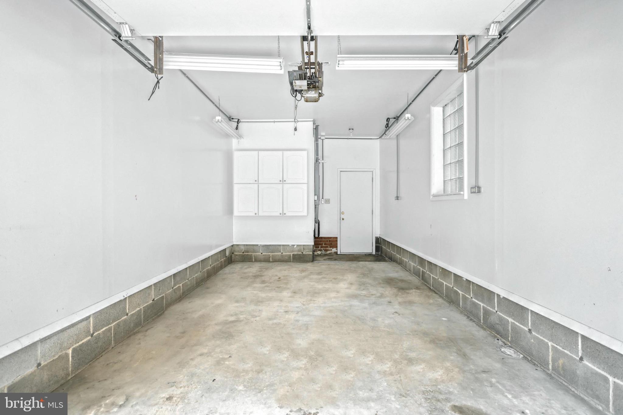169 Irving Road York, PA 17403 - Photo 27 of 27 Garage