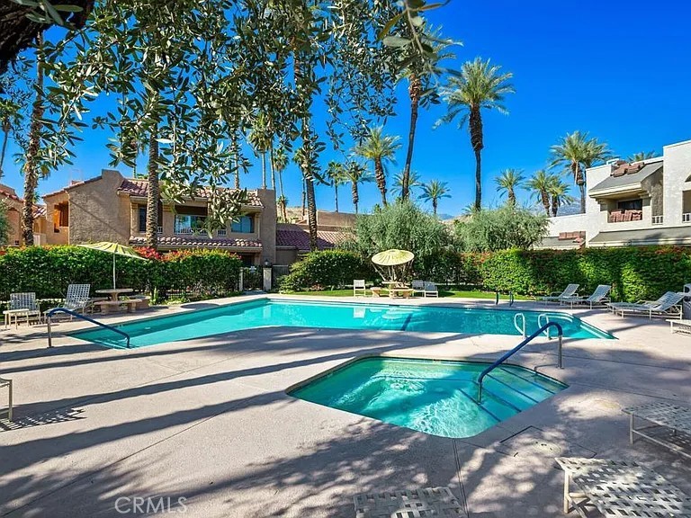 2700 Lawrence Crossley Road, Unit 96 Palm Springs, CA 92264 - Photo 2 of 15 Gallery Image 2