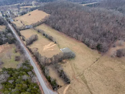 $753,740 | 4 B Normandy Road, Normandy, TN 37360