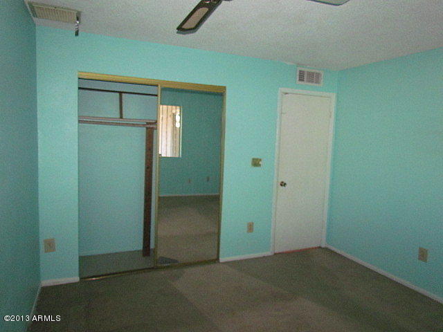 5322 West Granada Road Phoenix, AZ 85035 - Photo 27 of 40 023-118519 - Master Bedroom-002
