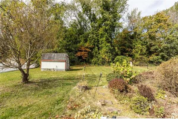 $229,000 | 512 Regent Street, Houston, PA 15342