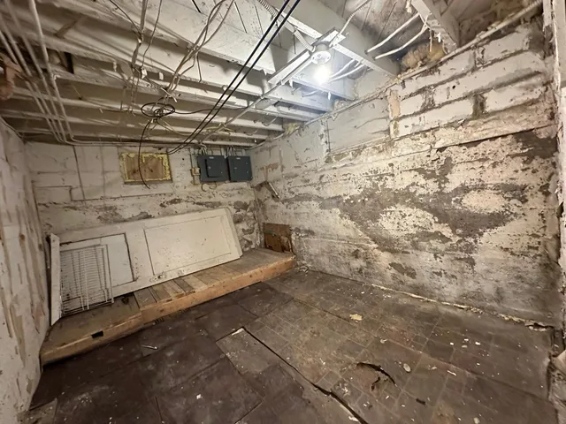 $295,000 | 3434 North Oliver Avenue, Minneapolis, MN 55412