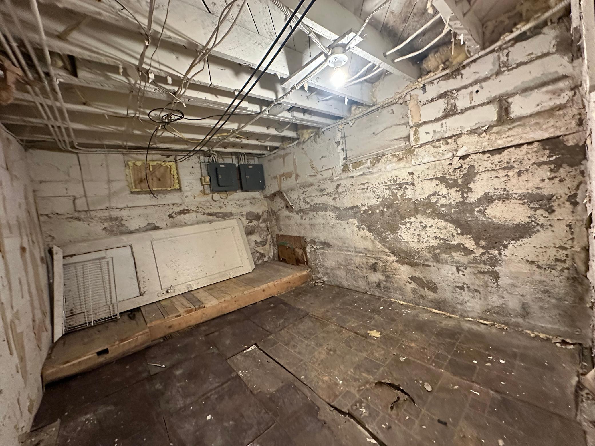 3434 North Oliver Avenue Minneapolis, MN 55412 - Photo 28 of 35