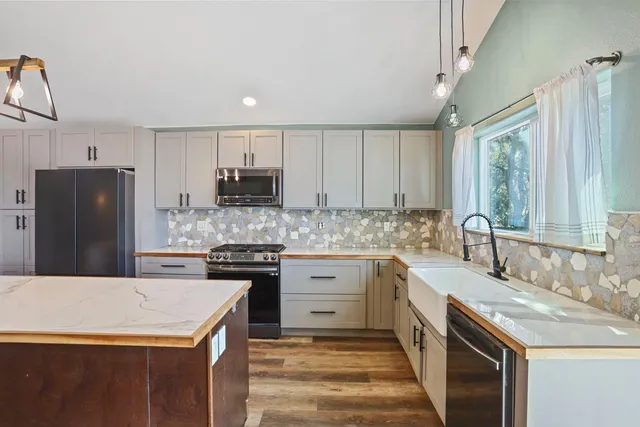 $550,000 | 8510 Hautly Lane, Valley Springs, CA 95252