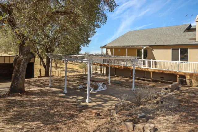 $550,000 | 8510 Hautly Lane, Valley Springs, CA 95252