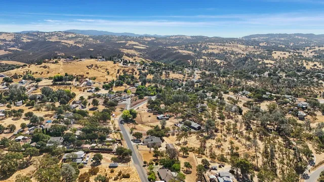 $550,000 | 8510 Hautly Lane, Valley Springs, CA 95252