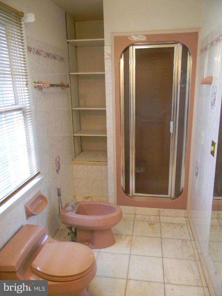 6 Linlow Court Baltimore, MD 21286 - Photo 17 of 22 Bath (Master)