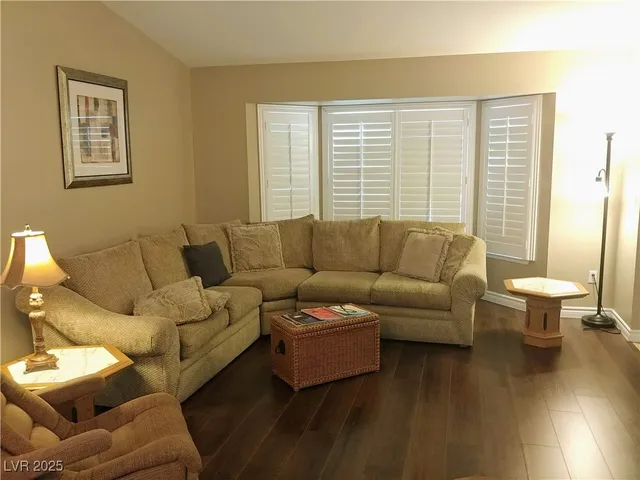 $4,000 | 8636 Blissville Avenue, Las Vegas, NV 89145