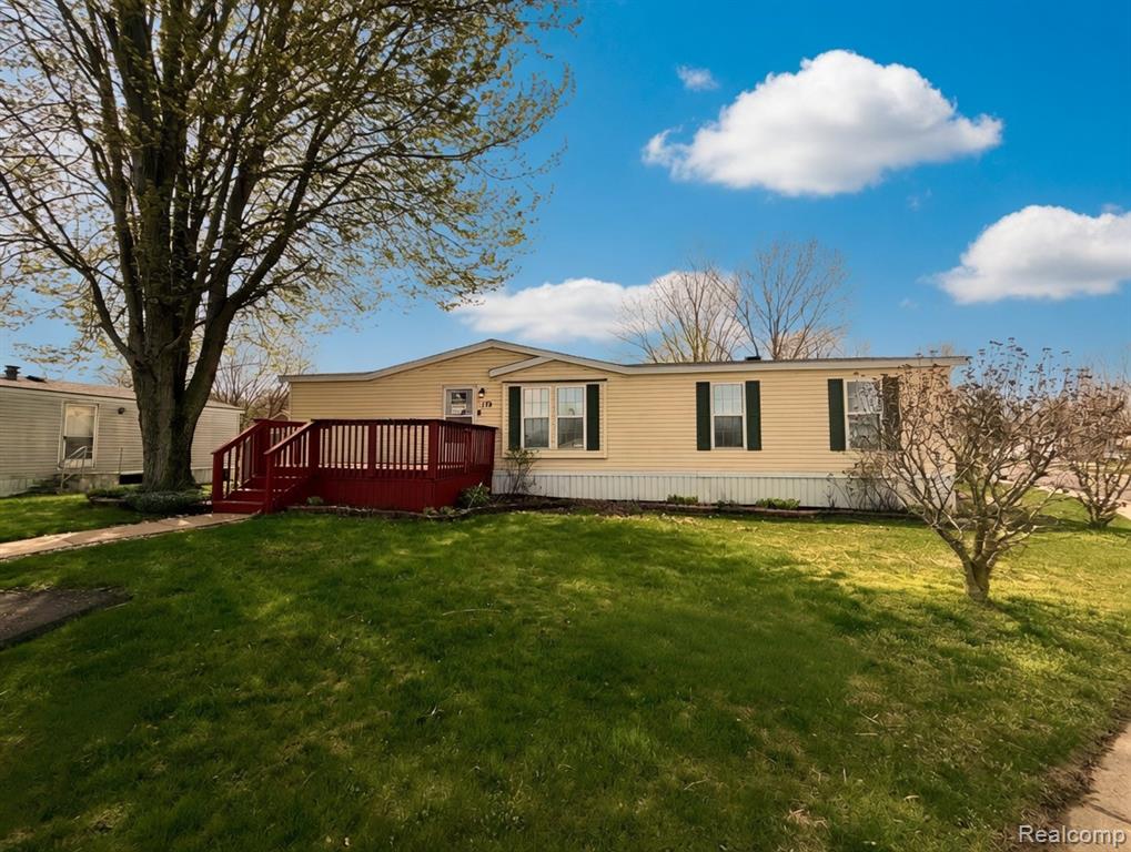 6988 McKean Road Ypsilanti, MI 48197 - Photo 1 of 21