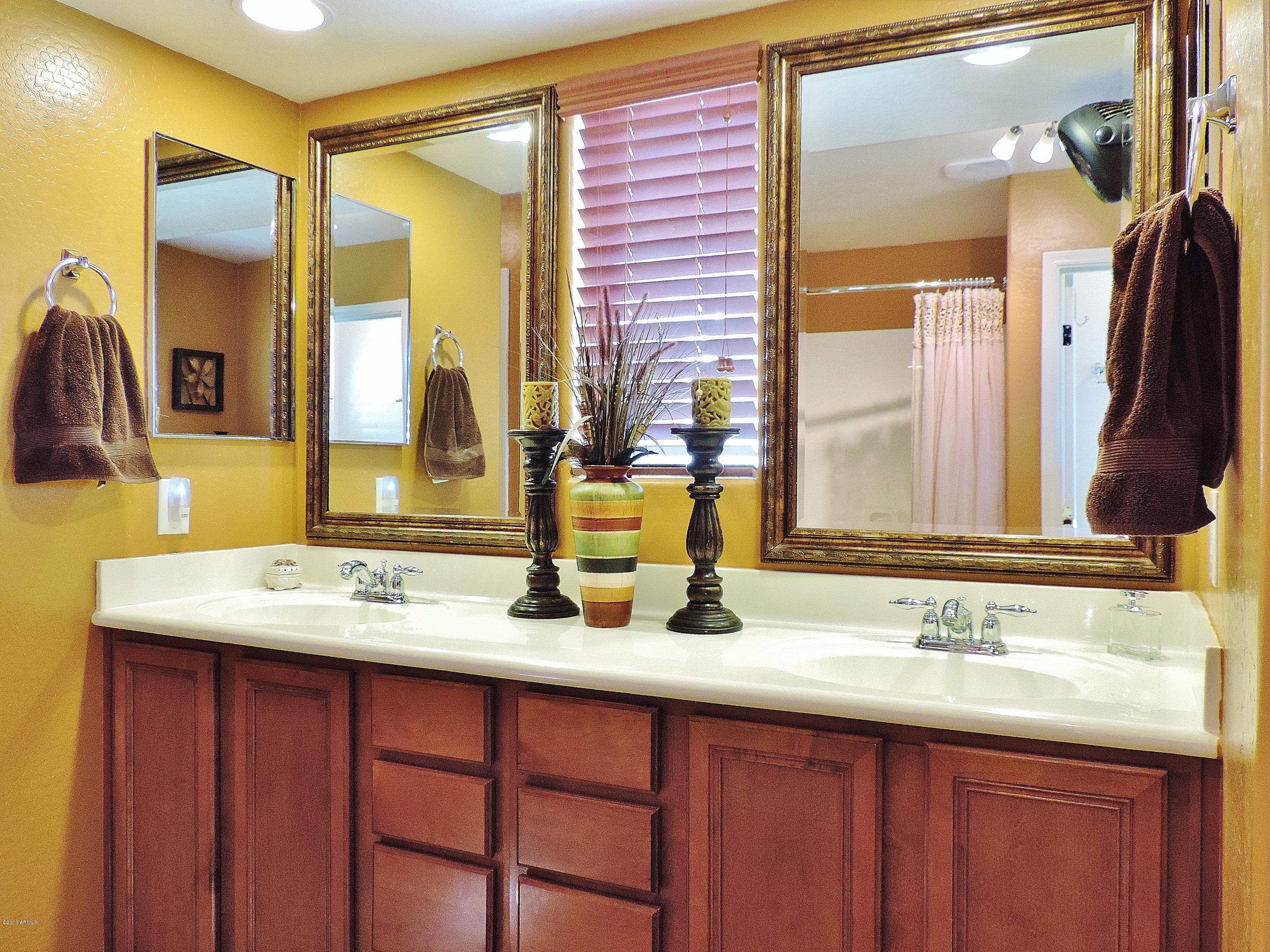 1744 South Martingale Road Gilbert, AZ 85295 - Photo 12 of 24 12 Bath 1