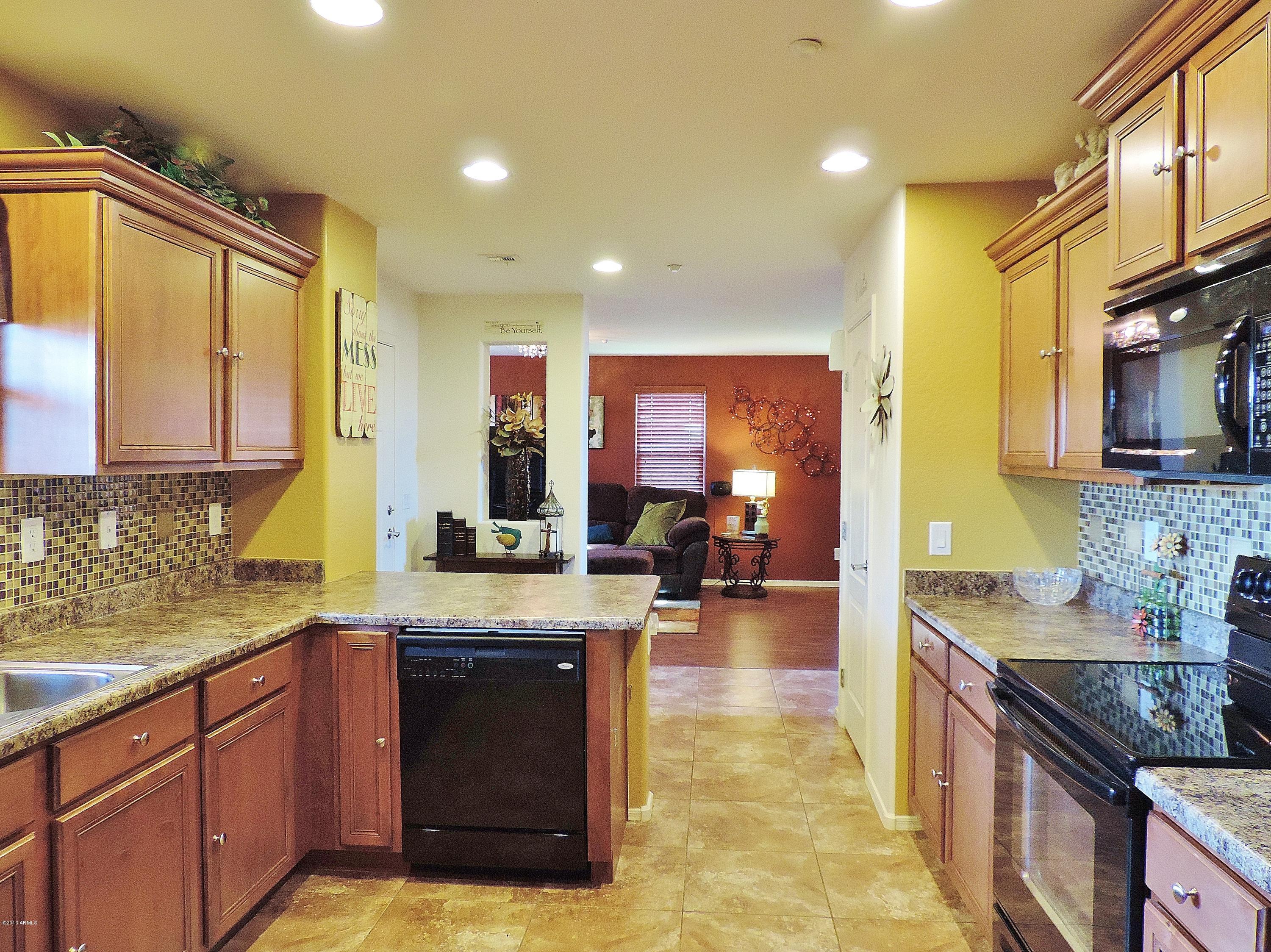1744 South Martingale Road Gilbert, AZ 85295 - Photo 13 of 24 16 Kitchen 3